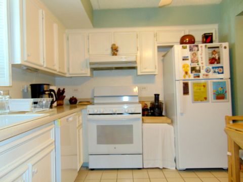 Tiny photo for 6221 N Niagara Avenue #105, Chicago, IL 60631 (MLS # 12471297)