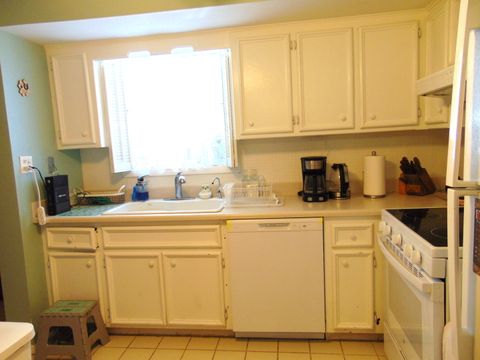 Tiny photo for 6221 N Niagara Avenue #105, Chicago, IL 60631 (MLS # 12471297)