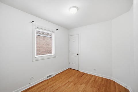 Tiny photo for 6230 W Foster Avenue, Chicago, IL 60630 (MLS # 12761077)