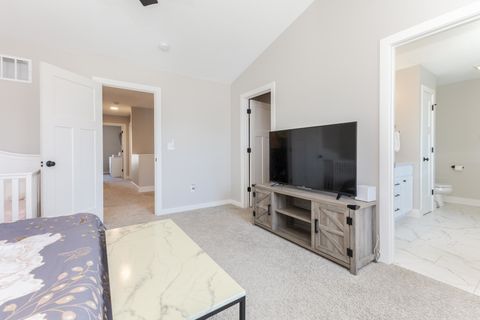 Tiny photo for 401 B Jenny Lane, Heyworth, IL 61745 (MLS # 12569485)