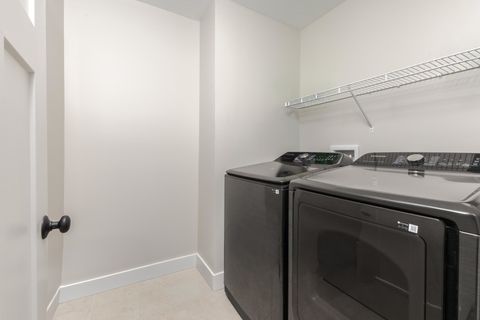 Tiny photo for 401 B Jenny Lane, Heyworth, IL 61745 (MLS # 12569485)