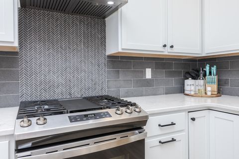 Tiny photo for 401 B Jenny Lane, Heyworth, IL 61745 (MLS # 12569485)