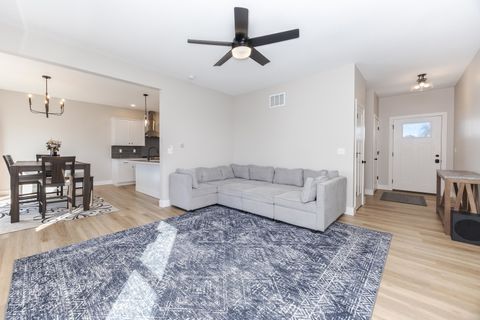 Tiny photo for 401 B Jenny Lane, Heyworth, IL 61745 (MLS # 12569485)