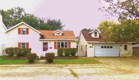 Photo of 122 S Commercial Avenue, Amboy, IL 61310 (MLS # 12784826)