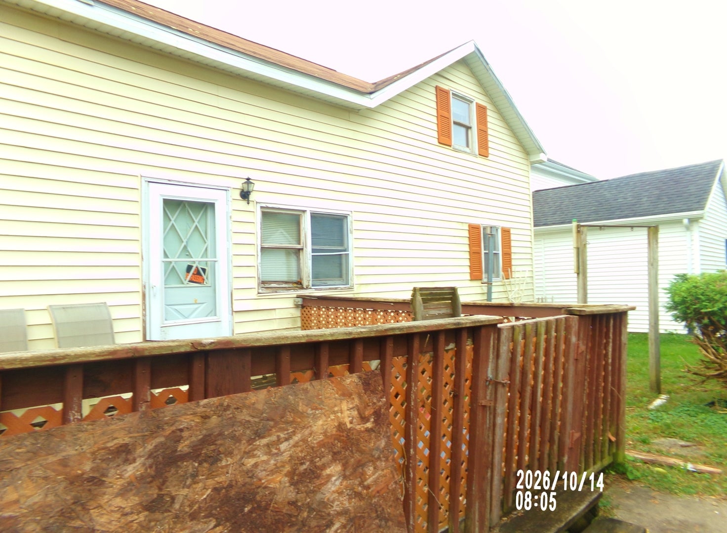 122 S Commercial Avenue