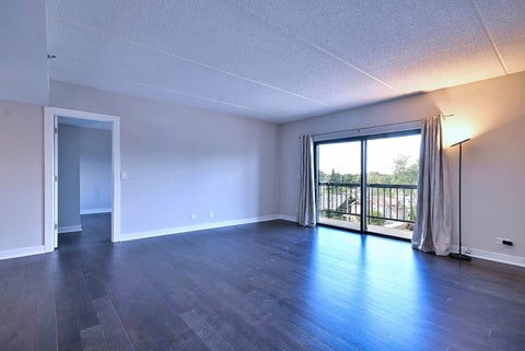 Tiny photo for 820 GRACELAND Avenue #505, Des Plaines, IL 60016 (MLS # 12789307)