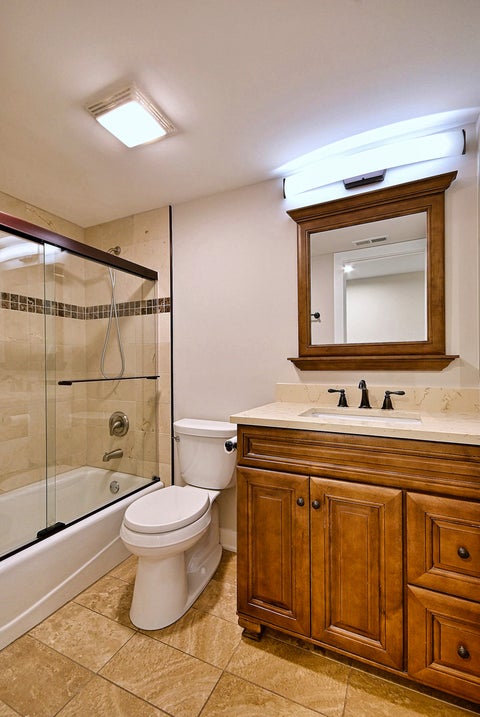 Tiny photo for 820 GRACELAND Avenue #505, Des Plaines, IL 60016 (MLS # 12789307)
