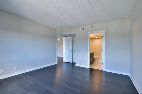 Tiny photo for 820 GRACELAND Avenue #505, Des Plaines, IL 60016 (MLS # 12789307)