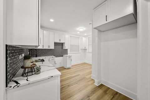 Tiny photo for 7537 S CLYDE Avenue, Chicago, IL 60649 (MLS # 12504340)