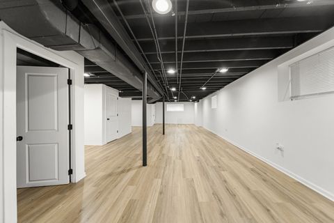 Tiny photo for 7537 S CLYDE Avenue, Chicago, IL 60649 (MLS # 12504340)