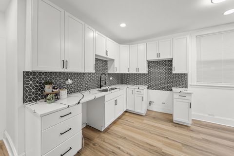 Tiny photo for 7537 S CLYDE Avenue, Chicago, IL 60649 (MLS # 12504340)