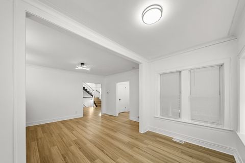 Tiny photo for 7537 S CLYDE Avenue, Chicago, IL 60649 (MLS # 12504340)