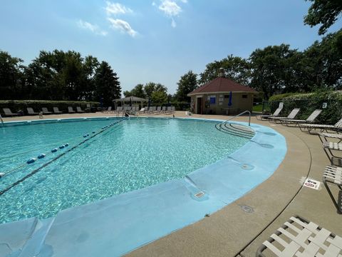 Tiny photo for 20 N Tower Road #10A, Oak Brook, IL 60523 (MLS # 12599074)