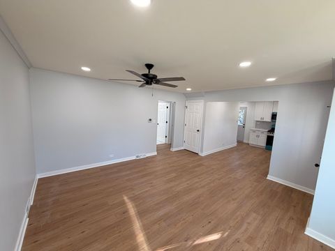 Tiny photo for 8325 Melvina Avenue, Burbank, IL 60459 (MLS # 12524465)