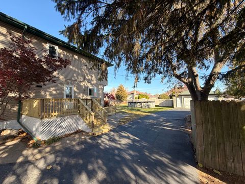 Tiny photo for 8325 Melvina Avenue, Burbank, IL 60459 (MLS # 12524465)