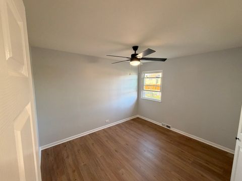 Tiny photo for 8325 Melvina Avenue, Burbank, IL 60459 (MLS # 12524465)