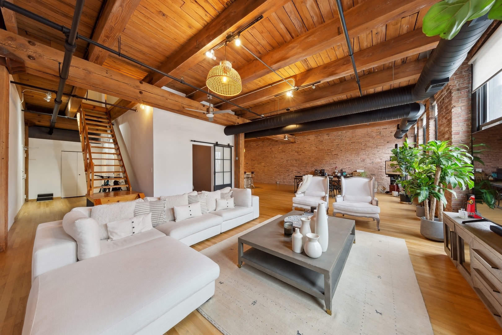 400 S Green Street 310