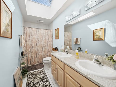 Tiny photo for 819 S Beverly Lane, Arlington Heights, IL 60005 (MLS # 12682664)
