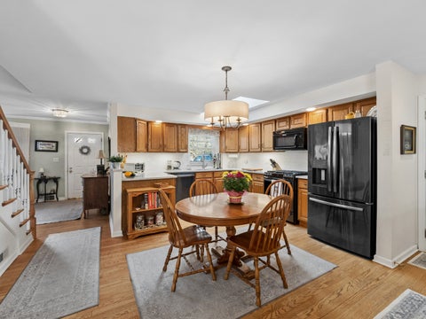 Tiny photo for 819 S Beverly Lane, Arlington Heights, IL 60005 (MLS # 12682664)
