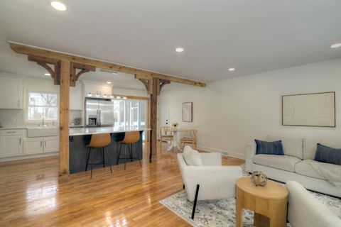 Tiny photo for 4818 Strong Road, Crystal Lake, IL 60014 (MLS # 12531754)