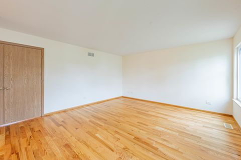 Tiny photo for 16516 Coventry Lane, Crest Hill, IL 60403 (MLS # 12495542)