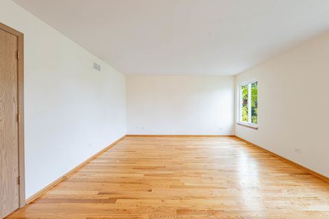 Tiny photo for 16516 Coventry Lane, Crest Hill, IL 60403 (MLS # 12495542)