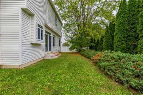 Tiny photo for 16516 Coventry Lane, Crest Hill, IL 60403 (MLS # 12495542)