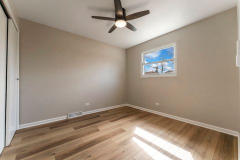 Tiny photo for 646 W Babcock Avenue, Elmhurst, IL 60126 (MLS # 12593924)