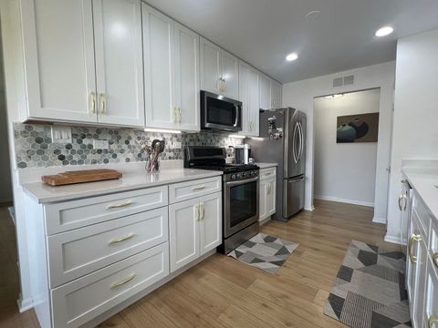 Tiny photo for 9808 Mill Drive W #2B, Palos Park, IL 60464 (MLS # 12631251)