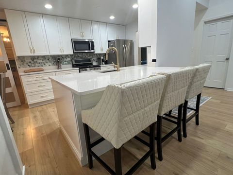 Tiny photo for 9808 Mill Drive W #2B, Palos Park, IL 60464 (MLS # 12631251)