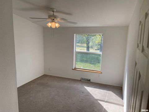 Tiny photo for 11980 E Hafer Road, Carterville, IL 62918 (MLS # EB460180)