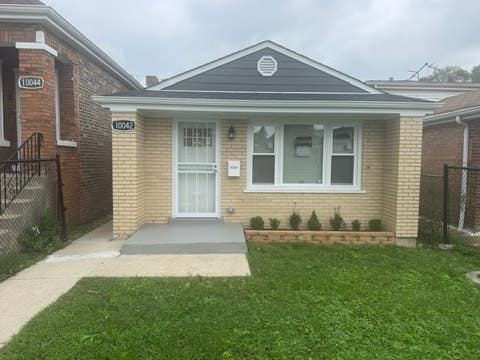 Photo of 10042 S Princeton Avenue, Chicago, IL 60628 (MLS # 12733731)