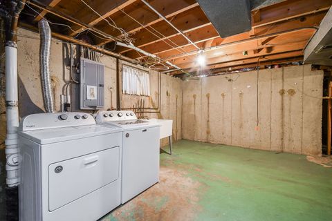 Tiny photo for 3600 Quince Court, Downers Grove, IL 60515 (MLS # 12516889)