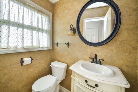 Tiny photo for 3600 Quince Court, Downers Grove, IL 60515 (MLS # 12516889)