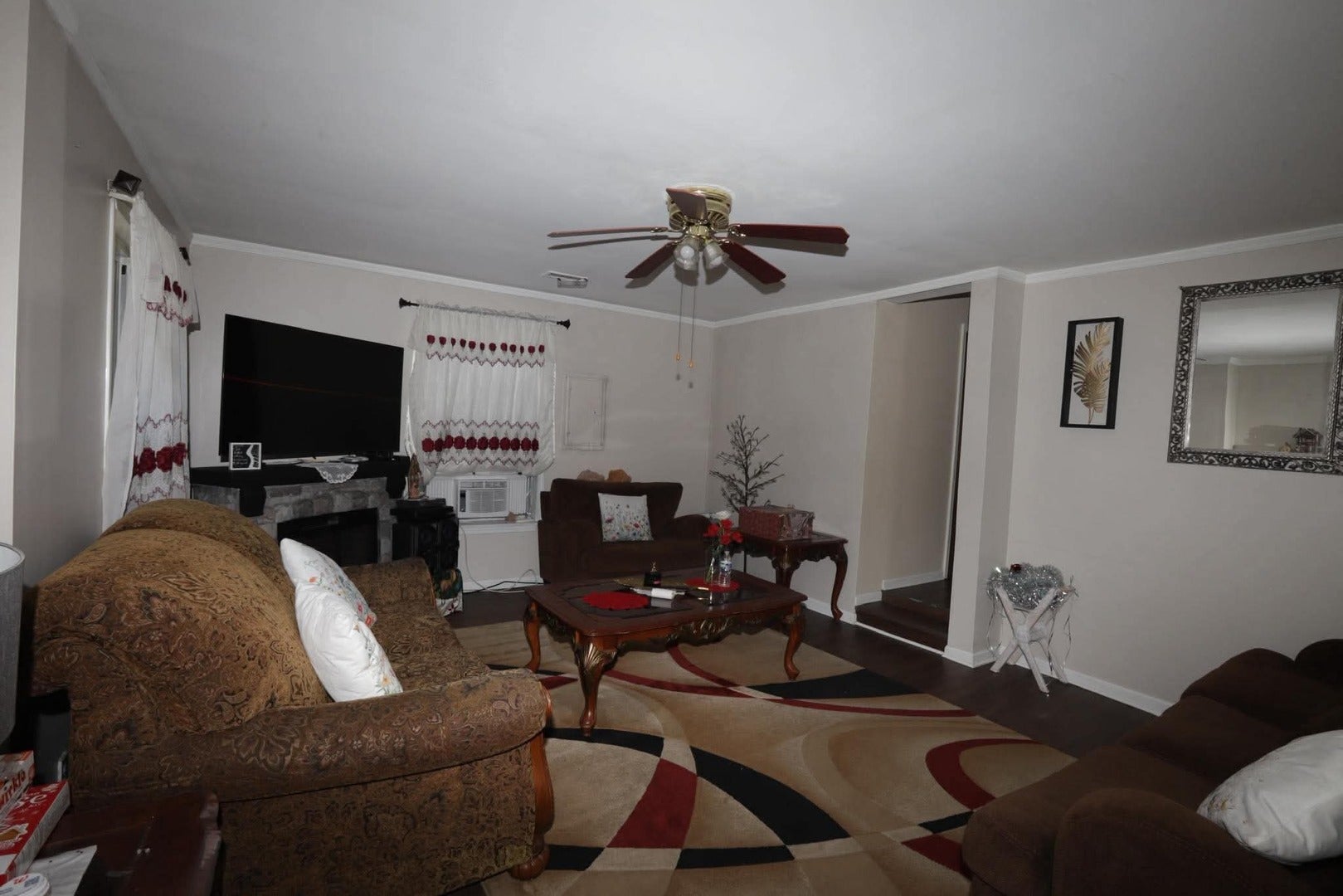 1505 Juneway Terrace