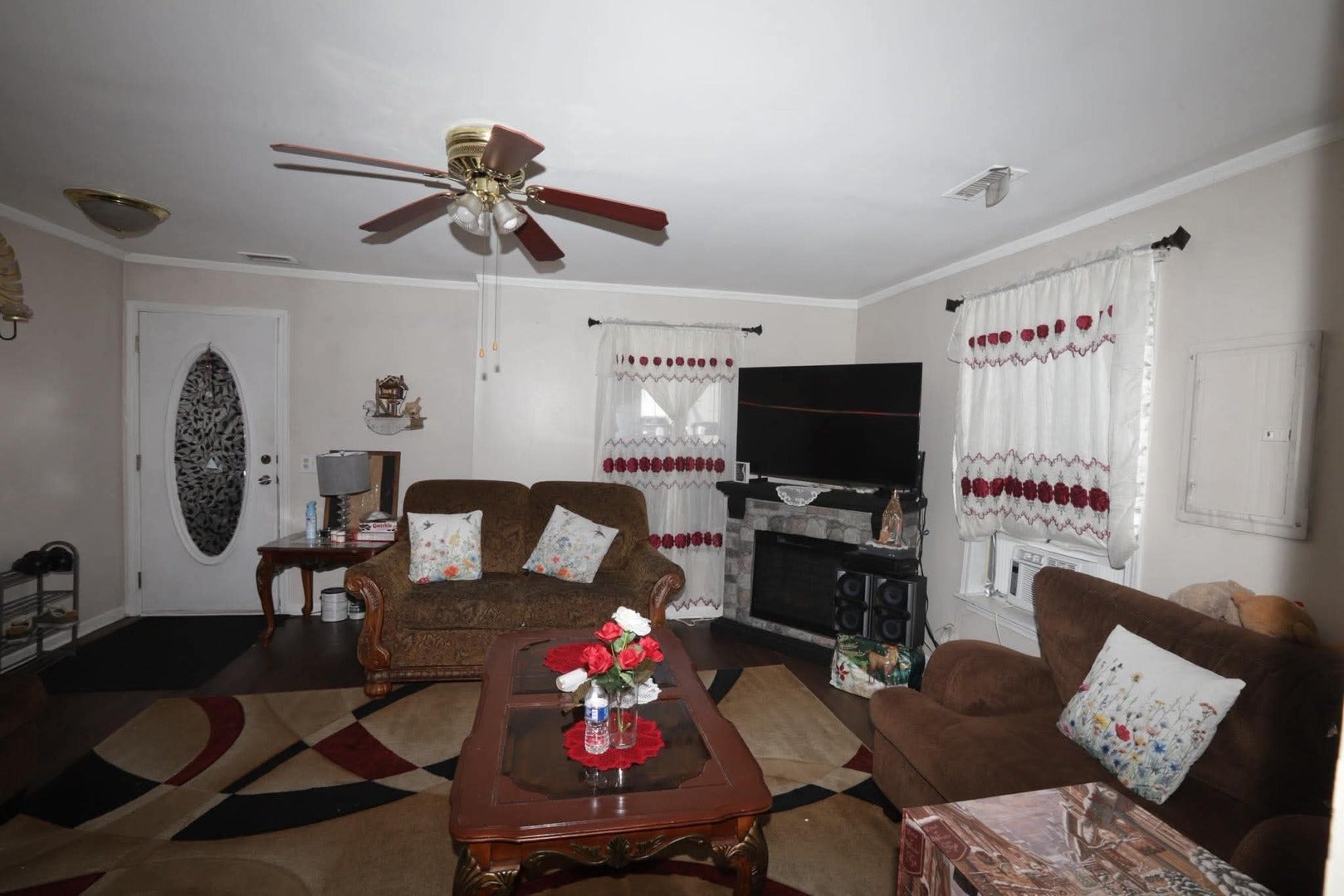 1505 Juneway Terrace