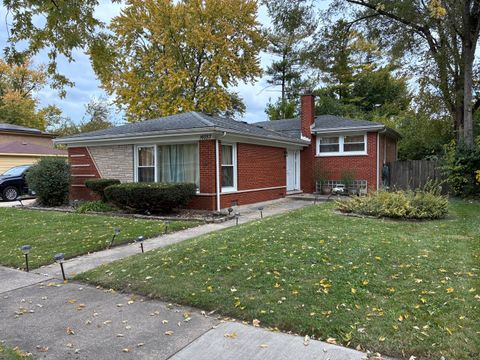 Photo of 16053 University Avenue, South Holland, IL 60473 (MLS # 12509350)