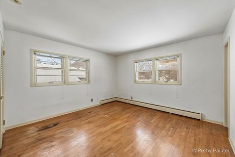 Tiny photo for 612 Russell Road, DeKalb, IL 60115 (MLS # 12536918)