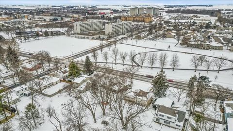 Tiny photo for 612 Russell Road, DeKalb, IL 60115 (MLS # 12536918)