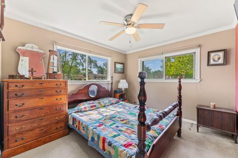 Tiny photo for 422 Tanglewood Drive, Streamwood, IL 60107 (MLS # 12445874)