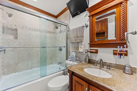 Tiny photo for 422 Tanglewood Drive, Streamwood, IL 60107 (MLS # 12445874)