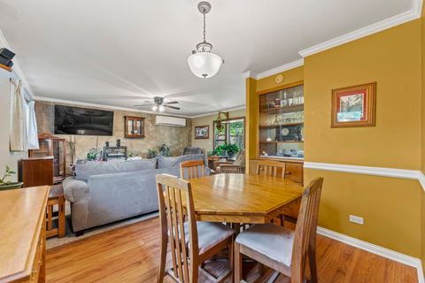 Tiny photo for 422 Tanglewood Drive, Streamwood, IL 60107 (MLS # 12445874)