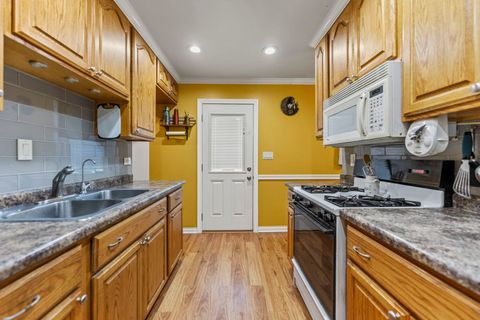 Tiny photo for 422 Tanglewood Drive, Streamwood, IL 60107 (MLS # 12445874)