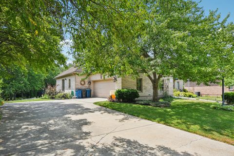 Tiny photo for 1020 Gladys Avenue, Morris, IL 60450 (MLS # 12409885)