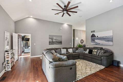 Tiny photo for 1020 Gladys Avenue, Morris, IL 60450 (MLS # 12409885)