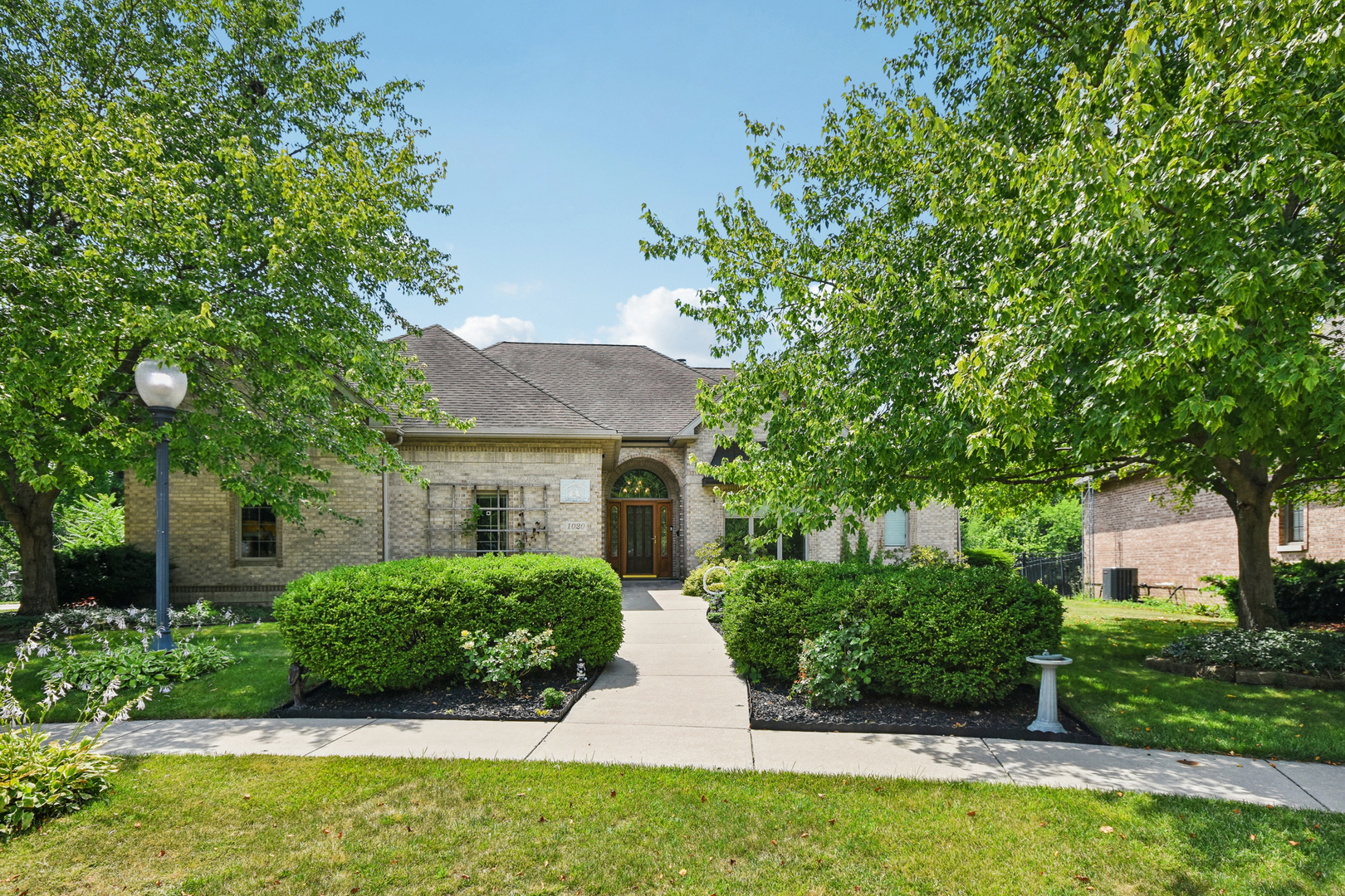 1020 Gladys Avenue