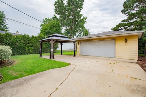 Tiny photo for 711 Schiller Street, Itasca, IL 60143 (MLS # 12789426)