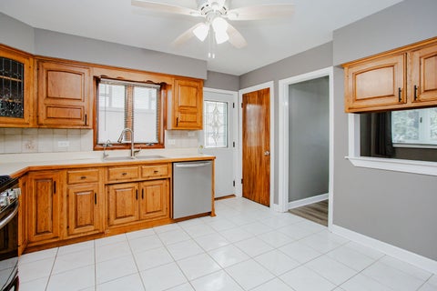 Tiny photo for 711 Schiller Street, Itasca, IL 60143 (MLS # 12789426)