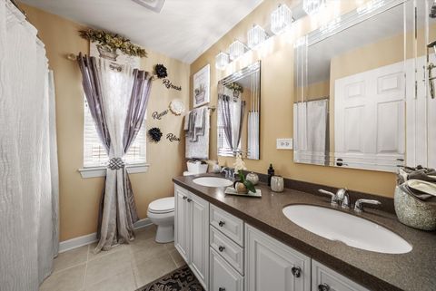 Tiny photo for 443 Glover Drive, North Aurora, IL 60542 (MLS # 12598200)