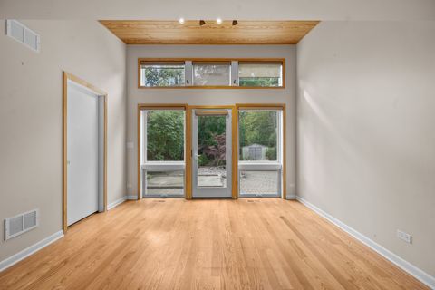 Tiny photo for 298 Leslee Lane, Highland Park, IL 60035 (MLS # 12482048)